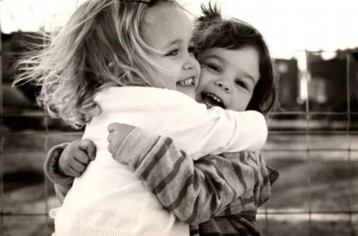 Suntem împreună de Ziua Mondială a Prieteniei, la “Ape curate asumate”